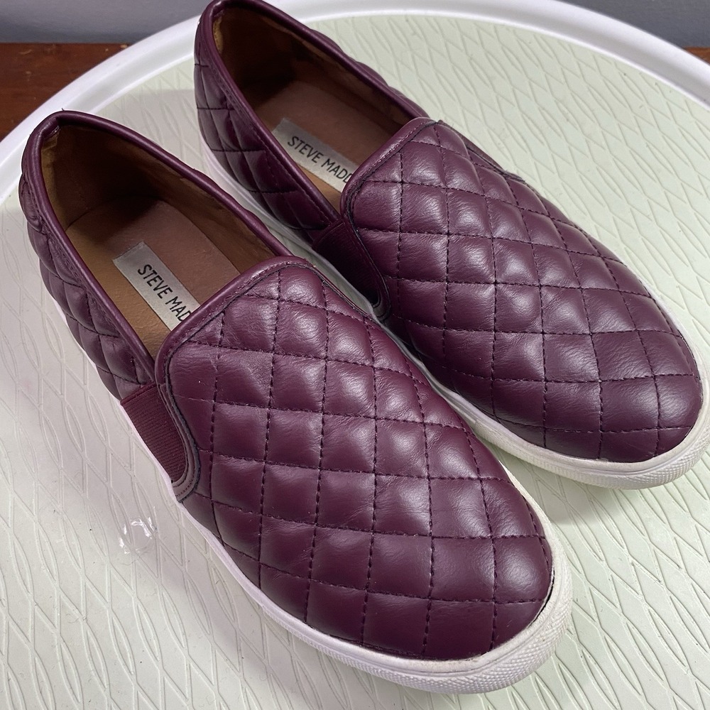 Steve Madden Shoes Womens Endell Slip On Burgundy Comfort Round Toe Sz.8.5